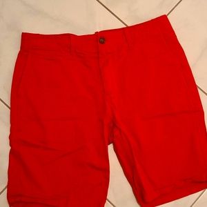 Men's Gap bright red shorts